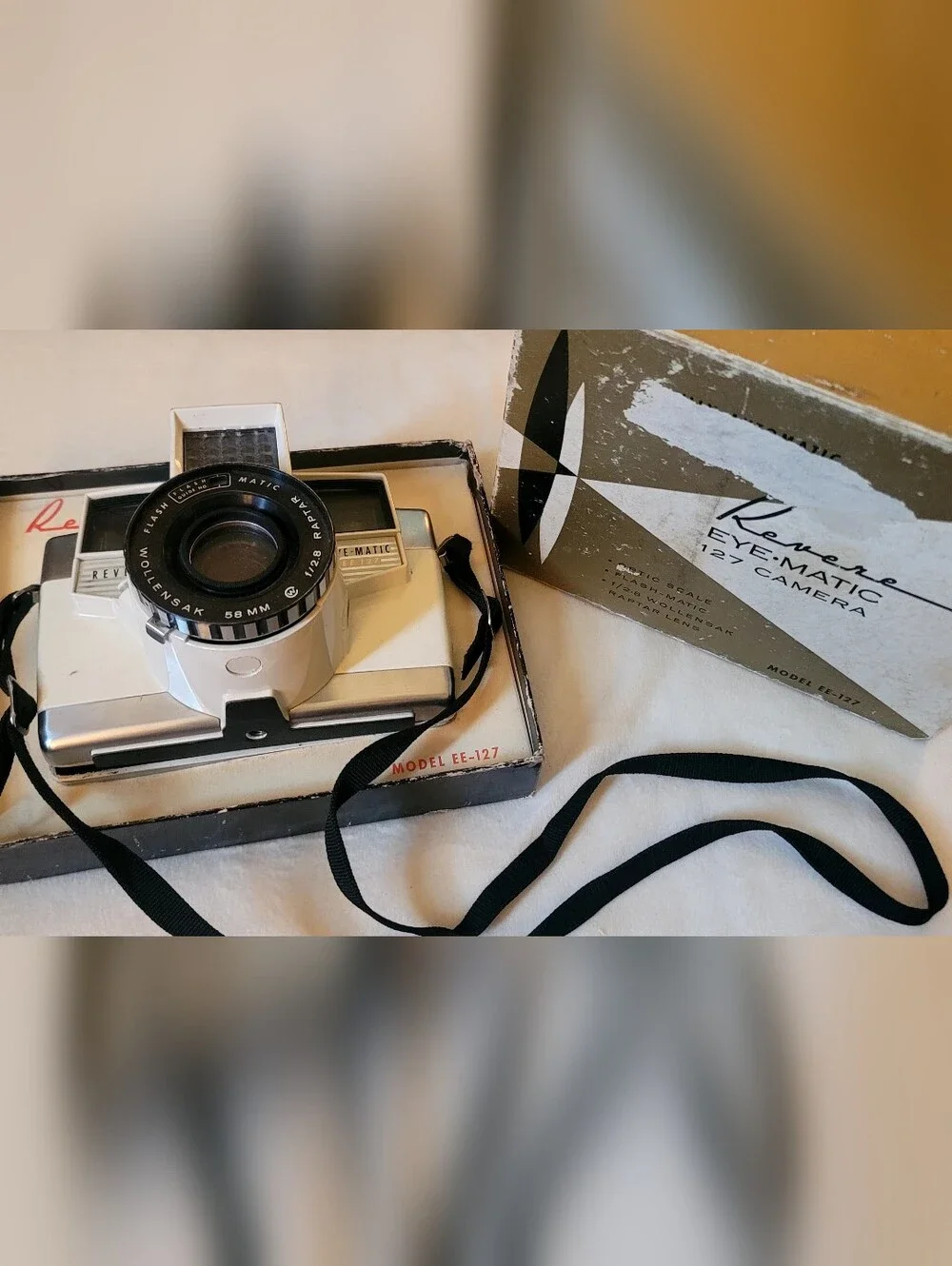 Revere Eyematic EE127 Camera Wollensak 58mm F2.8 Lens Raptor Flash Matic In Box!